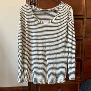 Striped loose long sleeved tee